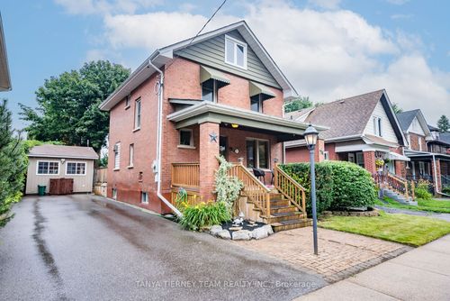 81 Rowe St, Oshawa, ON, L1H5P7 | Card Image