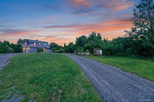 stop-1-2640 State Route 203, Valatie, NY, 12184-5916 | Card Image