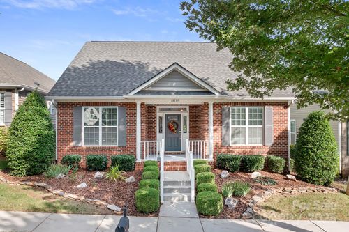 18119 Coulter Pkwy, Cornelius, NC, 28031-8287 | Card Image