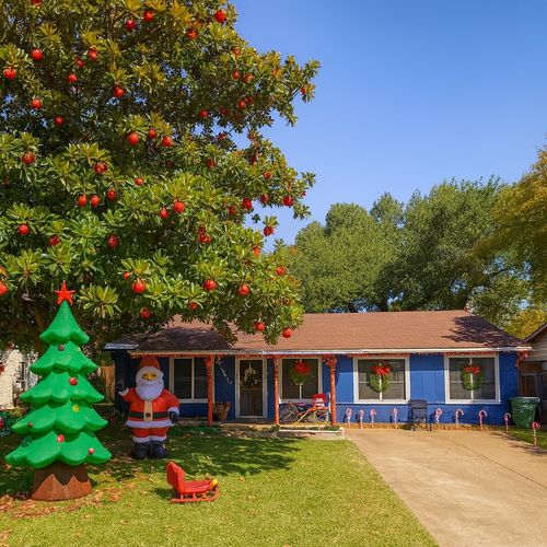 704 Clover Park Dr, Arlington, TX, 76013-1428 | Card Image