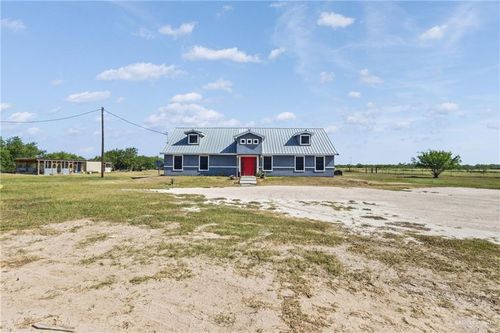 2825 E Mile 14 1/2 N, Donna, TX, 78537-5384 | Card Image