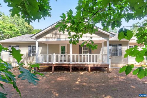 38 Butler Ln, SCOTTSVILLE, VA, 24590-4558 | Card Image