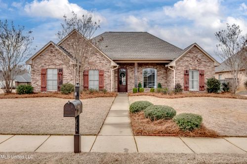 132 Hanover St, Madison, MS, 39110-6027 | Card Image