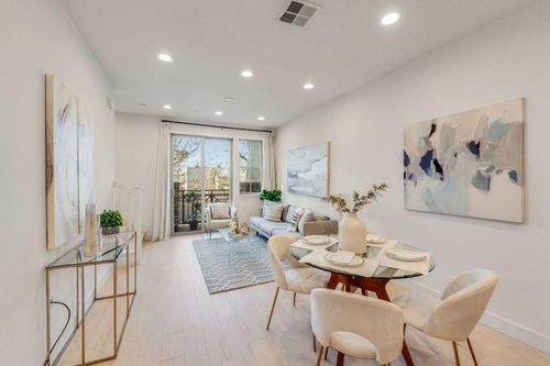 7 Artisan Way, Menlo Park, CA, 94025-4800 | Card Image