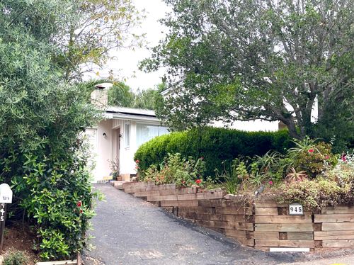 945 N Hope Ave, SANTA BARBARA, CA, 93110-1232 | Card Image