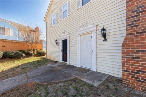 unit-2-5554 Clover Rise Ln, Norcross, GA, 30093-4246 | Card Image