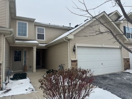 226 Wild Meadow Ln, Woodstock, IL, 60098-7624 | Card Image