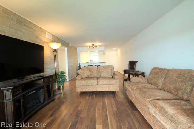 UNIT-41 - 1944 Klingensmith Rd, Condo with 2 bedrooms, 2 bathrooms and null parking in Bloomfield Hills MI | Image 9