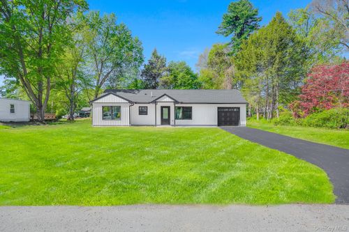 10 Rowley Road, Poughkeepsie, NY, 12601 | Card Image