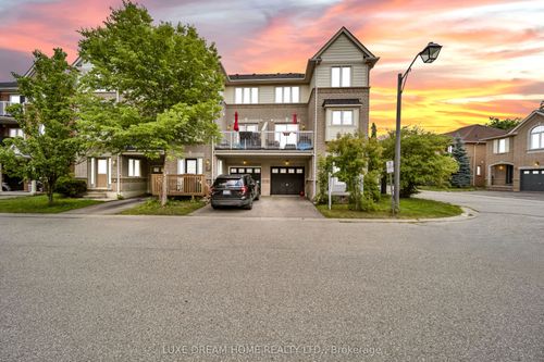 82-620 Ferguson Dr, Milton, ON, L9T0M8 | Card Image