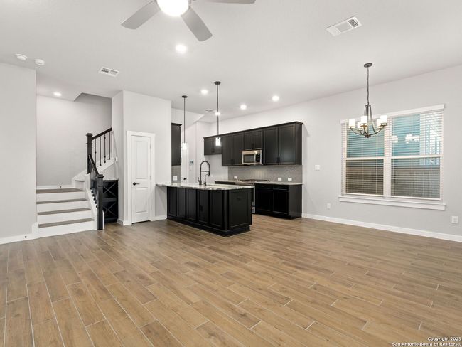 UNIT-30 - 5843 Whitby Rd, House other with 3 bedrooms, 4 bathrooms and null parking in San Antonio TX | Image 8