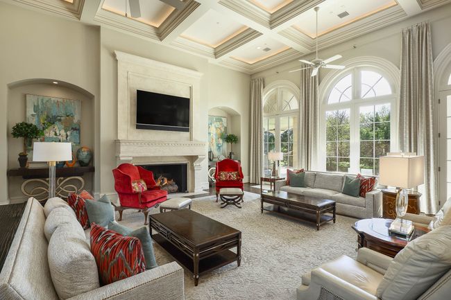 10617 Bridge Hollow Ct, House other with 6 bedrooms, 10 bathrooms and null parking in Dallas TX | Image 9