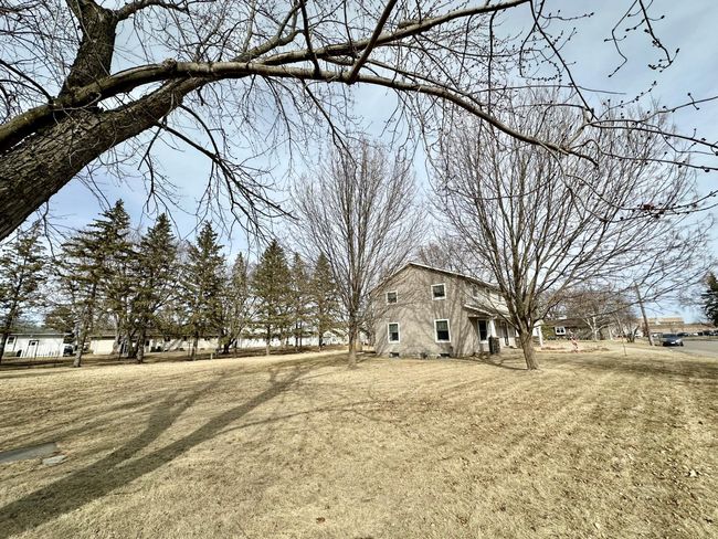 908 Lilac Dr | Image 7