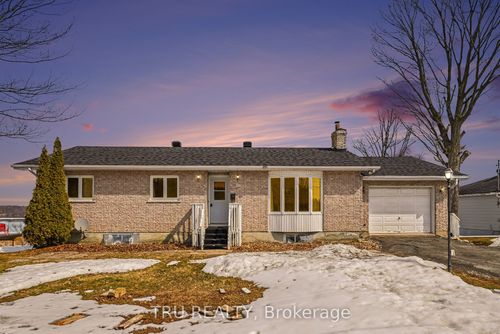 3717 Prudhomme St, Wendover, ON, K0A3K0 | Card Image