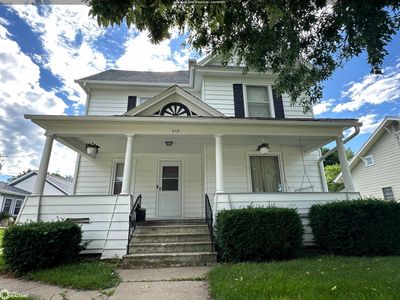 618 Main, Home with 3 bedrooms, 1 bathrooms and 1 parking in Iowa Falls IA | Image 1