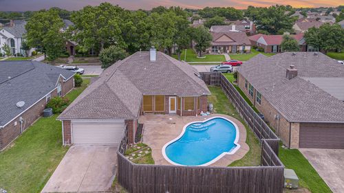 5629 Terry St, The Colony, TX, 75056-1431 | Card Image