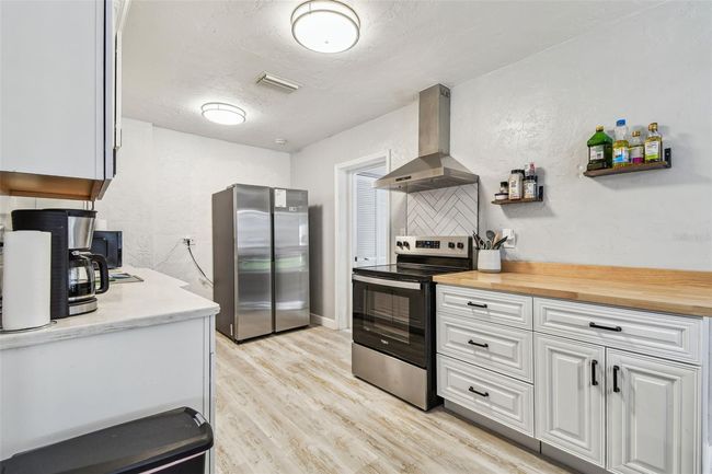 4007 S Renellie Dr, House other with 4 bedrooms, 2 bathrooms and null parking in TAMPA FL | Image 37