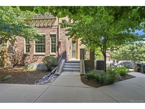 7821 Vallagio Ln, Englewood, CO, 80112-5872 | Card Image