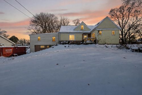 2338 22nd St, Rockford, IL, 61108-7404 | Card Image