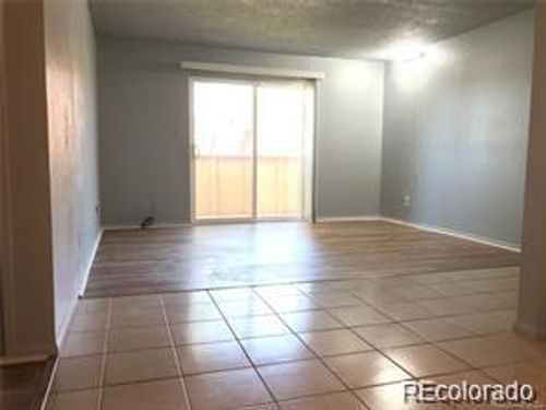 apt-6-206-10211 Ura Ln, Thornton, CO, 80260-6357 | Card Image