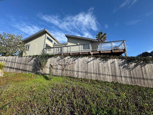 304 12 Th St, House other with 3 bedrooms, 2 bathrooms and 2 parking in Montara CA | Image 37