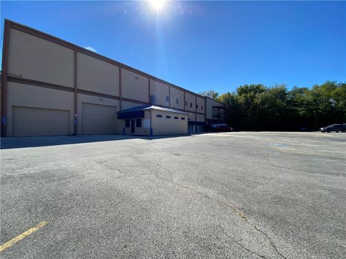 b2-2887 N College Avenue, Fayetteville, AR, 72703 | Card Image