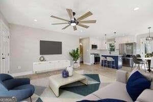 1560 Sams St Se, Marietta, GA, 30060-7403 | Card Image