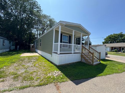 320 E 13th St, Berwick, PA, 18603-2232 | Card Image