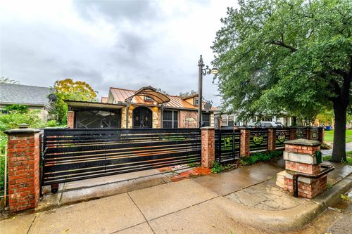 606 W Pembroke Ave, Dallas, TX, 75208-6346 | Card Image