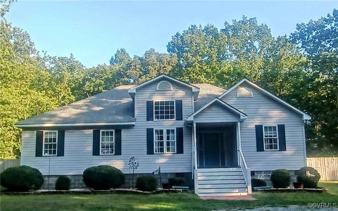 Clara Hope Ln, Gum Spring, VA 23065