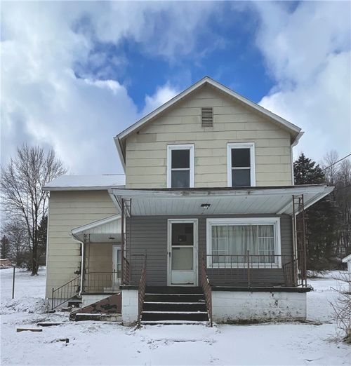 137 2nd Ave, Hastings, PA, 16646-5818 | Card Image
