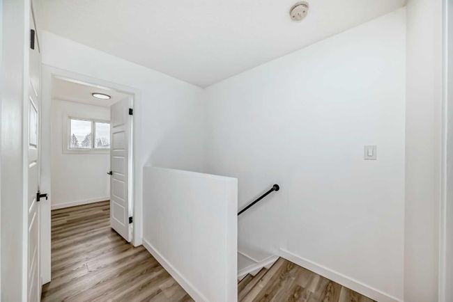 164 - 3809 45 Street Sw, Home with 3 bedrooms, 1 bathrooms and 1 parking in Calgary AB | Image 11