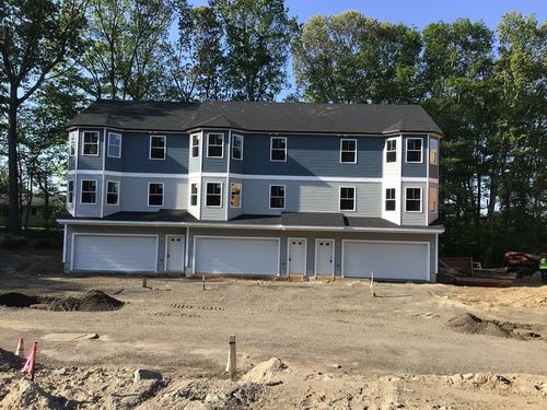 1-299 Quincy St, Building 2, Holbrook, MA, 02343 | Card Image