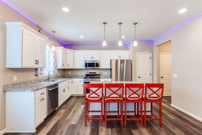 10-web-or-mls-15250-Tiger-St-NW-10.jpg | Image 17