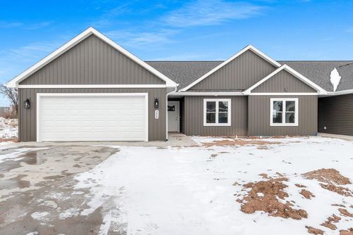 208 Clubhouse Lane, KIMBERLY, WI, 54913 | Card Image