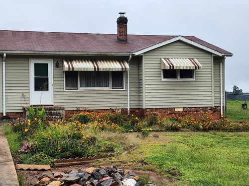 20025 Old Richmond Rd, Keeling, VA, 24566-4327 | Card Image