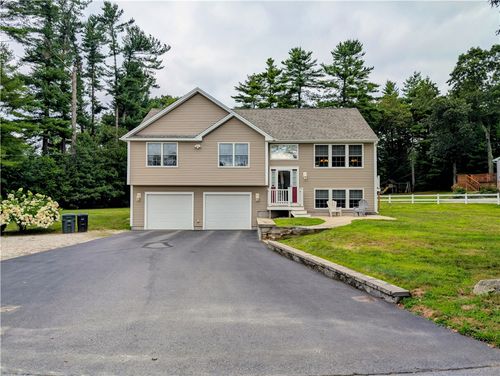 76 Lakehurst Dr, Coventry, RI, 02816-6920 | Card Image
