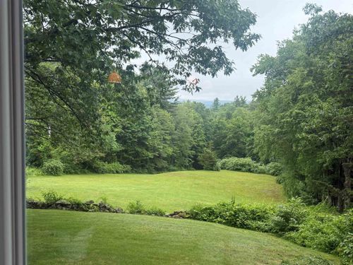 77 Christian Hill Rd, Amherst, NH, 03031-3319 | Card Image