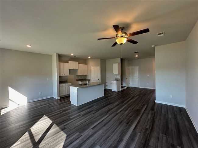 8668 Webb Rd, Townhouse with 3 bedrooms, 3 bathrooms and null parking in Riverdale GA | Image 5