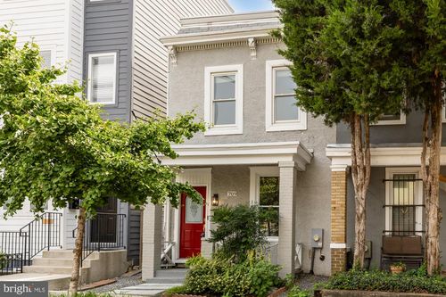 709 16th St Ne, WASHINGTON, DC, 20002-4513 | Card Image