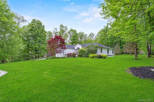 44 Carol Ln, Poughquag, NY, 12570-5656 | Card Image