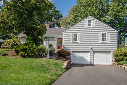 26 Pheasant Hill Dr, West Hartford, CT, 06107-3361 | Card Image