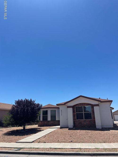 4025 Hueco Valley Dr, El Paso, TX, 79938-5238 | Card Image
