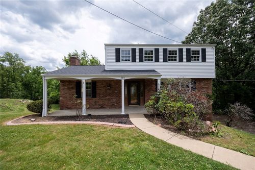 103 Berkeley Dr, Pittsburgh, PA, 15237-3701 | Card Image