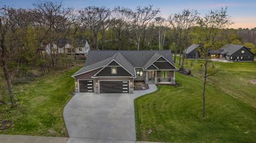 433 Evensong Way, Green Lake, WI, 54941-2701 | Card Image