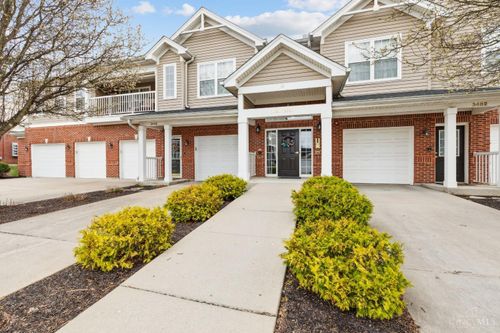 3498 Chestnut Park Ln, Cleves, OH, 45002-2403 | Card Image