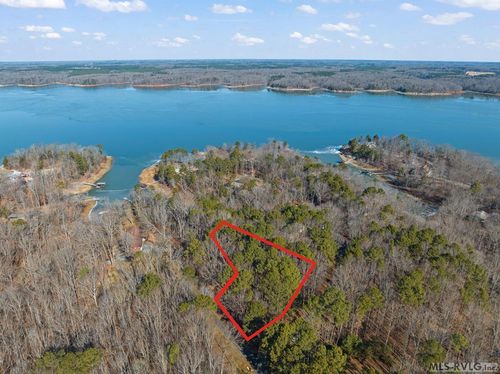 38 Crescent Ln, Clarksville, VA, 23927-3539 | Card Image