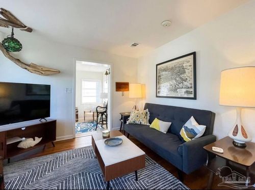 805 Rue Max St, Pensacola, FL, 32507-2212 | Card Image