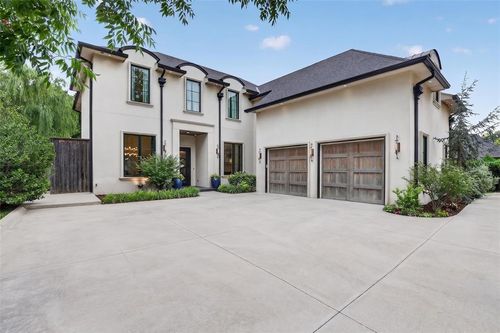 2006 Huntington Avenue, Nichols Hills, OK, 73116 | Card Image