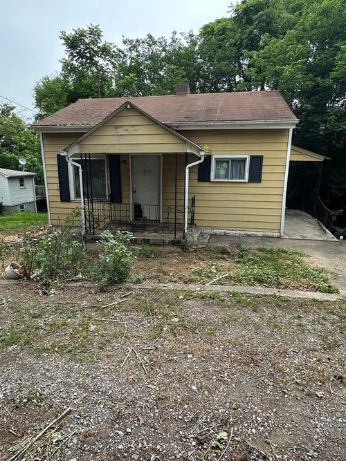 324 10th St, Vinton, VA, 24179 | Card Image